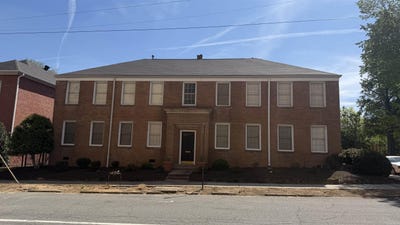 /international/us/621-cumberland-street-little-rock-ar-110107635344/