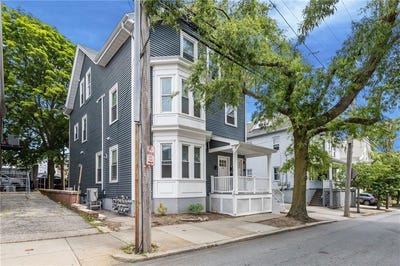 /international/us/118-pitman-street-providence-ri-110110367214/
