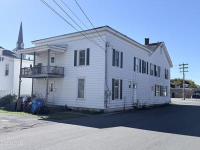 /international/us/22-s-market-street-johnstown-ny-110120691714/
