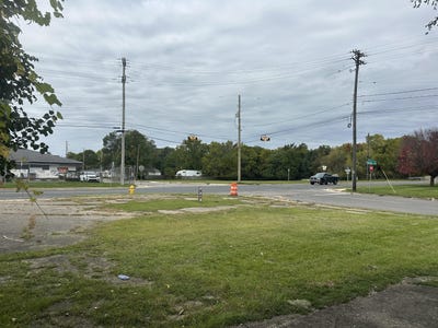 /international/us/93-s-kendall-street-s-battle-creek-mi-110120453818/