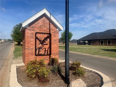 /international/us/708-cornerstone-avenue-weatherford-ok-110105308935/