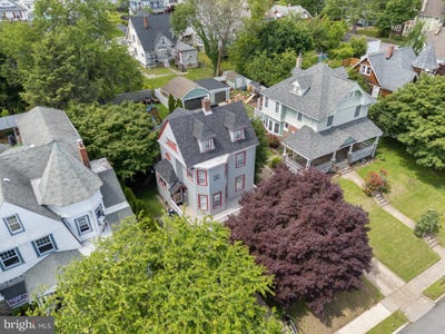 /international/us/207-e-ridley-avenue-ridley-park-pa-110099851746/