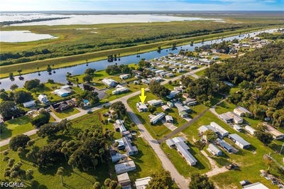 /international/us/1214-martin-boulevard-moore-haven-fl-110120043699/