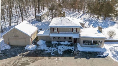 /international/us/151-winthrop-st-rehoboth-ma-110106668821/