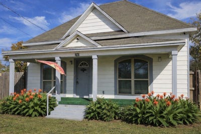 /international/us/101-s-walnut-avenue-petrolia-tx-110109195803/