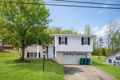 /international/us/54-oakmont-drive-poca-wv-110107878898/