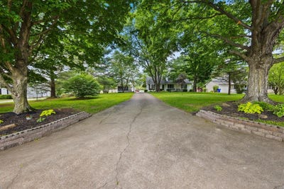 /international/us/260-horace-johnson-road-alvaton-ky-110092120437/