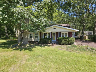 /international/us/15-hickory-hills-drive-white-haven-pa-110100776714/