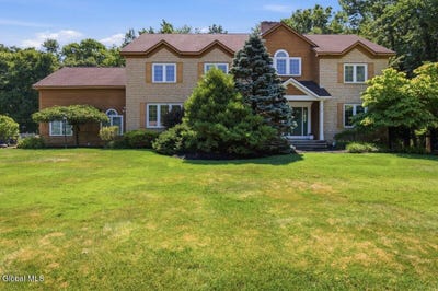 /international/us/136-brandon-terrace-albany-ny-110119331088/
