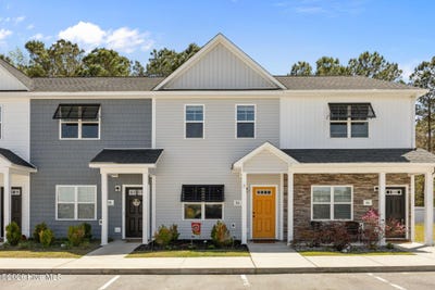 /international/us/42-catalina-circle-swansboro-nc-110106931394/