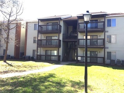 /international/us/140-wells-ct-hampton-va-110108474621/