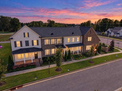 /international/us/550-ashburn-dr-collierville-tn-110120671468/