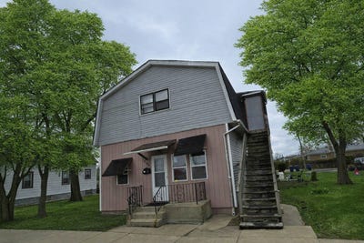/international/us/1949-burr-oak-avenue-blue-island-il-110119688449/