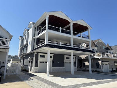 /international/us/126-w-61st-street-sea-isle-city-nj-110102140176/