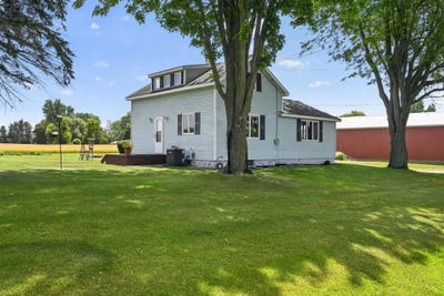 /international/us/1253-s-waldron-road-crystal-mi-110109195887/