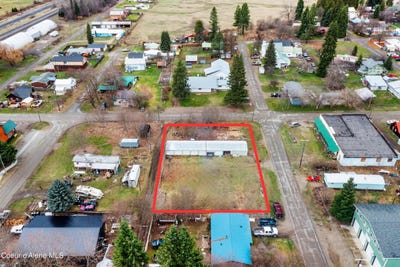 /international/us/102-e-2nd-ave-clark-fork-id-110108206350/