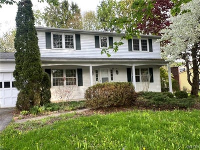 /international/us/8190-old-sunridge-drive-manlius-ny-110108013873/