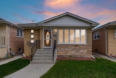 /international/us/7520-w-carmen-avenue-harwood-heights-il-110108414496/