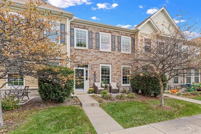 /international/us/7219-jewel-lane-n-maple-grove-mn-110120610395/