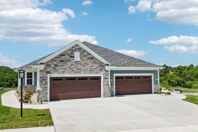 /international/us/2114-bluestem-dr-waukesha-wi-110100205398/