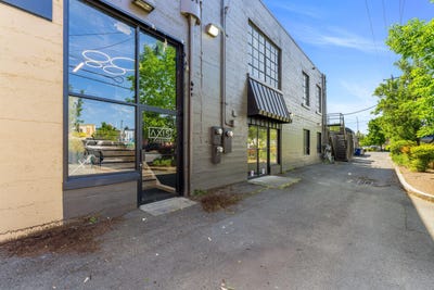 /international/us/128-sw-i-street-grants-pass-or-110108024662/