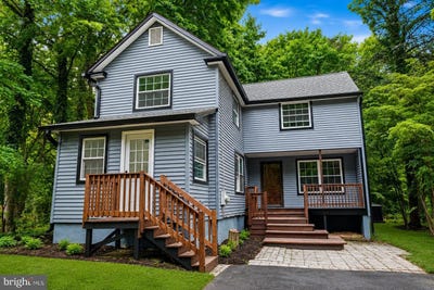 /international/us/227-w-ferry-road-yardley-pa-110108819894/