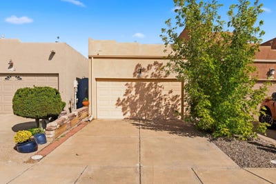 /international/us/4532-holiday-breeze-place-ne-albuquerque-nm-110110317974/
