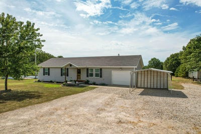 /international/us/3009-n-marshall-road-marshfield-mo-110106790086/