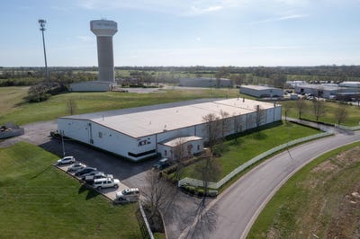 /international/us/1300-john-c-watts-drive-nicholasville-ky-110107084287/
