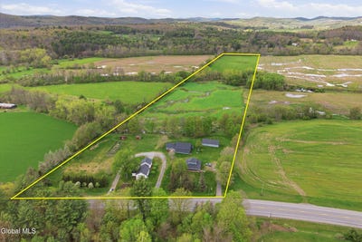 /international/us/1161-state-route-313-cambridge-ny-110107870471/