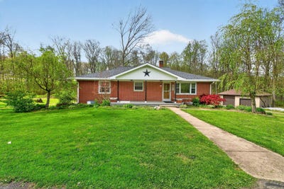 /international/us/15331-wooster-road-mount-vernon-oh-110107552726/