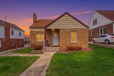 /international/us/612-w-mackie-street-beaver-dam-wi-110107403837/