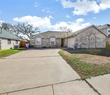 /international/us/2700-larkspur-rowlett-tx-110108176563/