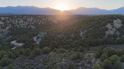 /international/us/unk-sandia-canyon-rd-arroyo-hondo-nm-110099882172/?lang=zh-tw