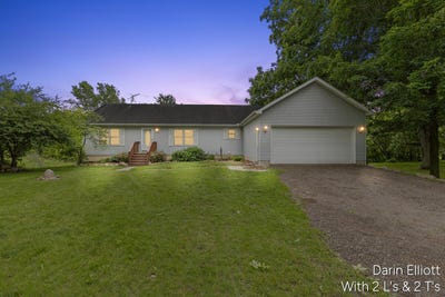 /international/us/9755-grand-river-avenue-clarksville-mi-110108931643/