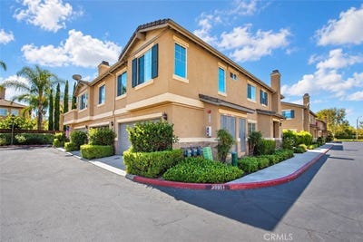 /international/us/39951-millbrook-way-murrieta-ca-110110325257/