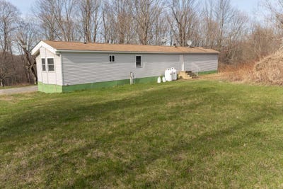 /international/us/831-mccarthy-road-williamstown-vt-110107717941/