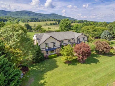 /international/us/229-summerdean-rd-middlebrook-va-110108797461/
