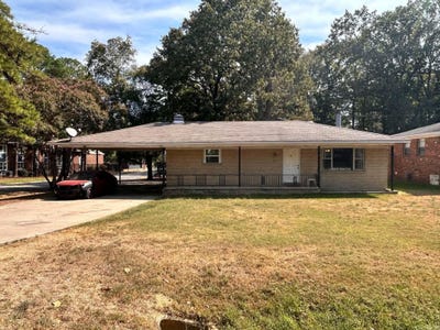 /international/us/3601-foster-street-little-rock-ar-110120037875/