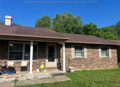 /international/us/17-colonial-court-barboursville-wv-110108092072/