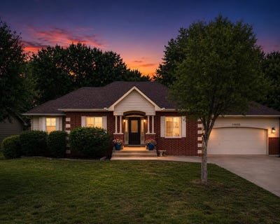 /international/us/15002-e-orme-st-wichita-ks-110108171885/