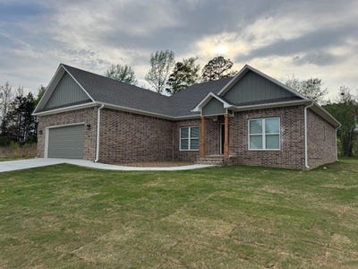 /international/us/35-rachel-circle-russellville-ar-110103577163/
