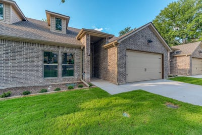 /international/us/508-w-0ak-street-weatherford-tx-110109583958/
