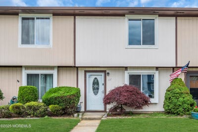 /international/us/127-creek-road-brick-nj-110099636496/