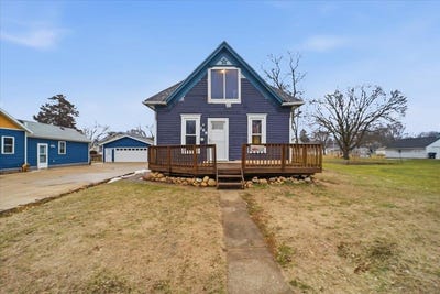 /international/us/708-commercial-street-laporte-city-ia-110104586704/