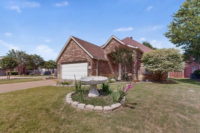 /international/us/1901-bentwood-court-grapevine-tx-110108097505/