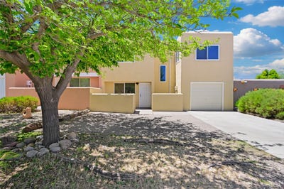 /international/us/2582-camino-san-patricio-santa-fe-nm-110108541271/