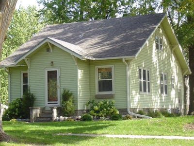 /international/us/108-3rd-ave-ne-sioux-center-ia-110120518086/