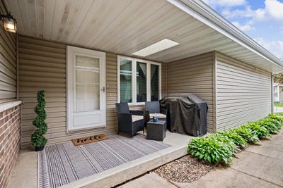 /international/us/1516-aspen-drive-waterloo-ia-110108150427/