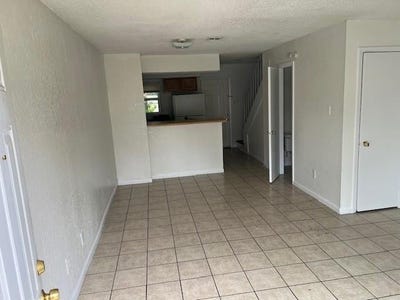 /international/us/2185-aspen-drive-dallas-tx-110100263052/